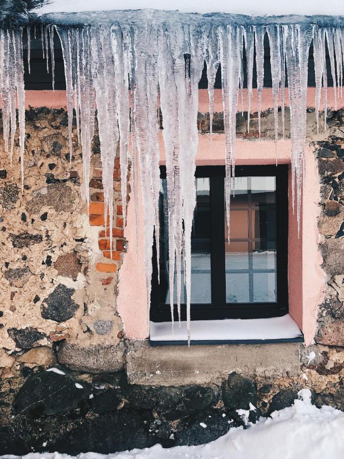 Smeceres Krogs Hotel Madona Exterior photo